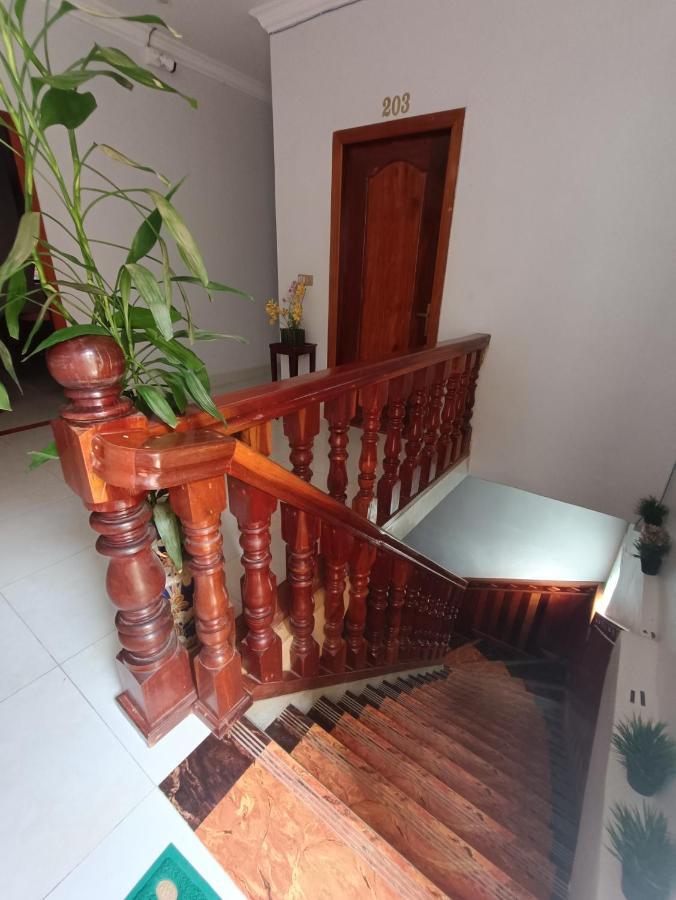 Hotel Orchid 101 Kampot Esterno foto