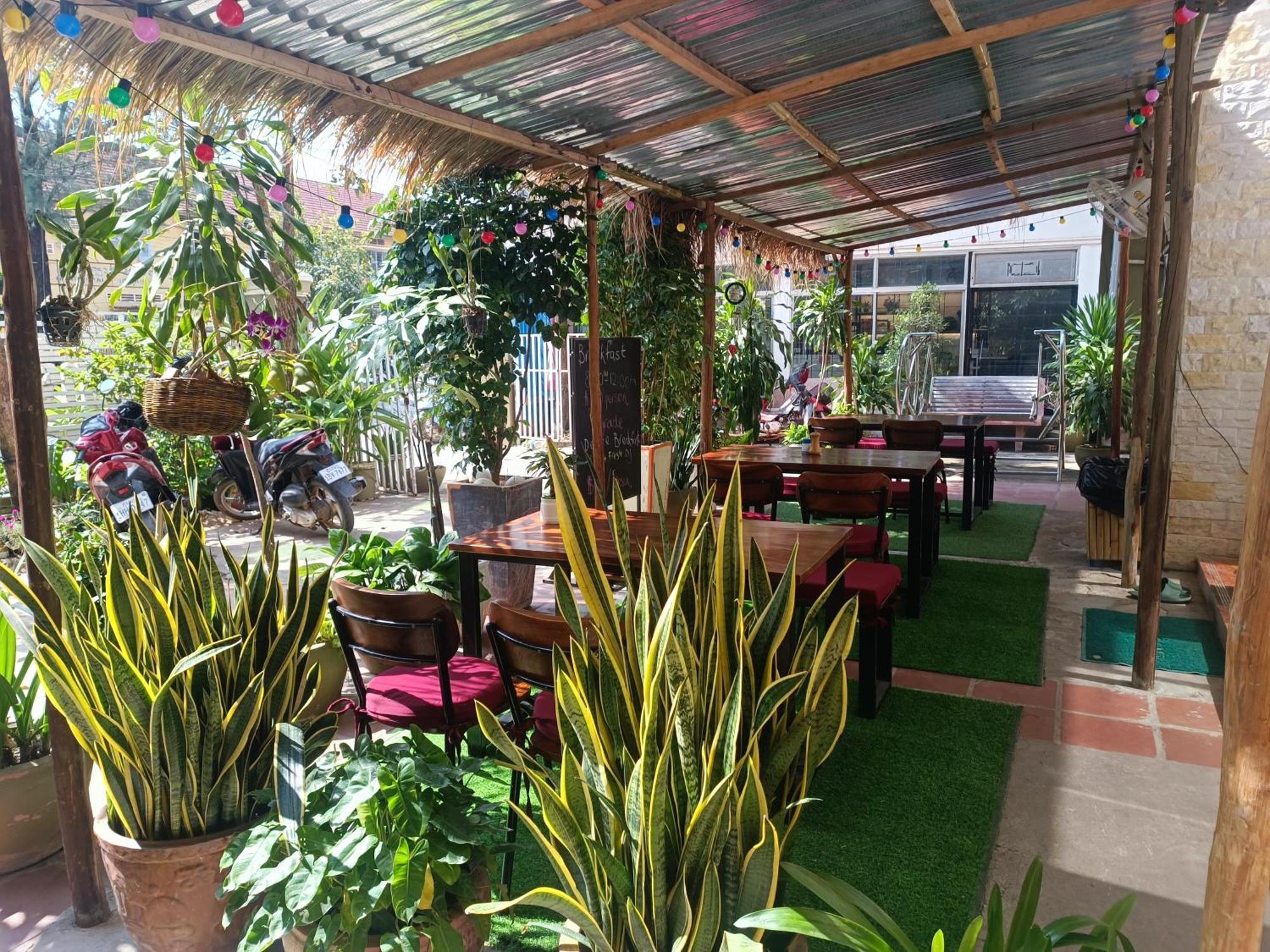 Hotel Orchid 101 Kampot Esterno foto