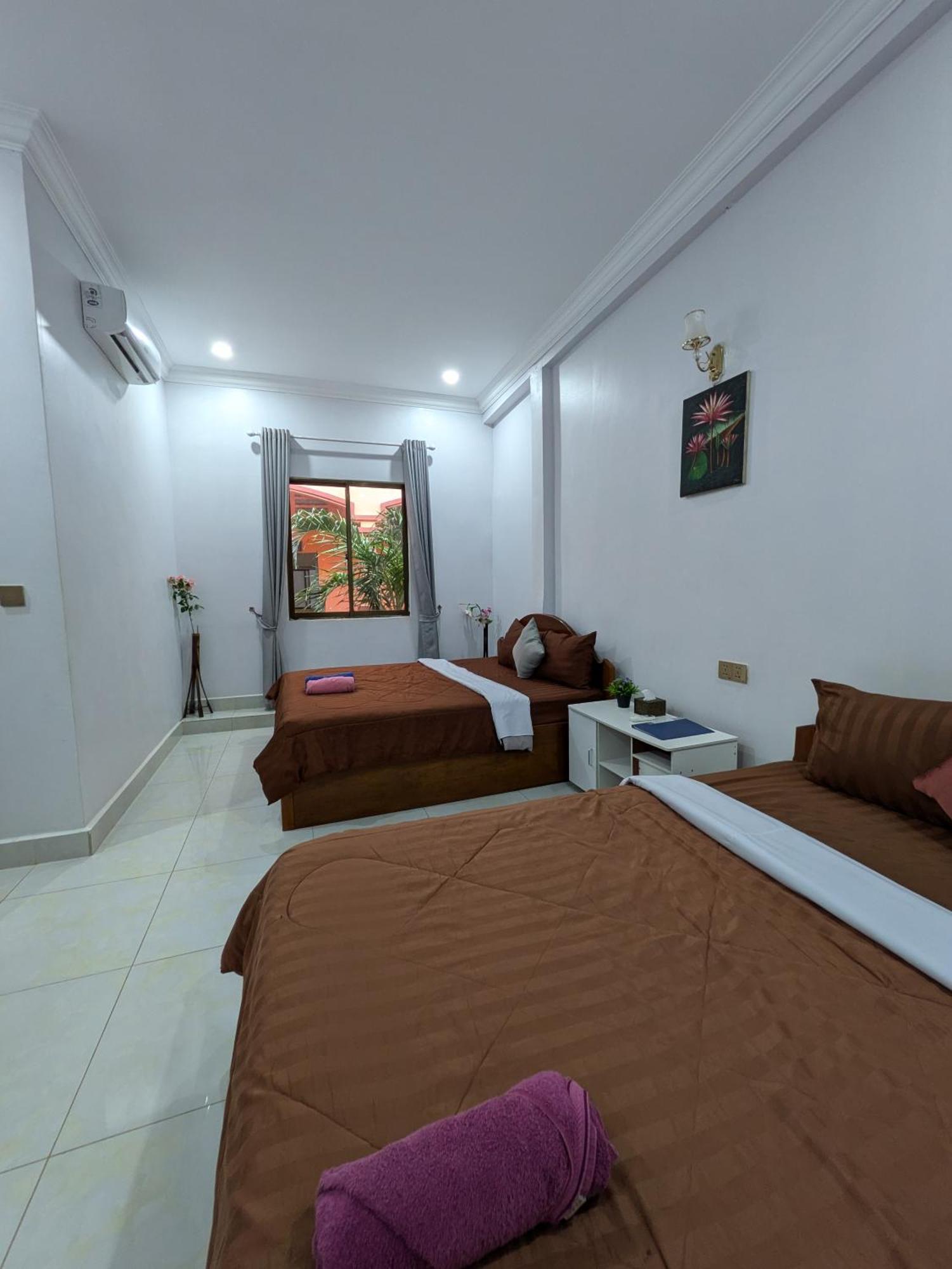 Hotel Orchid 101 Kampot Esterno foto