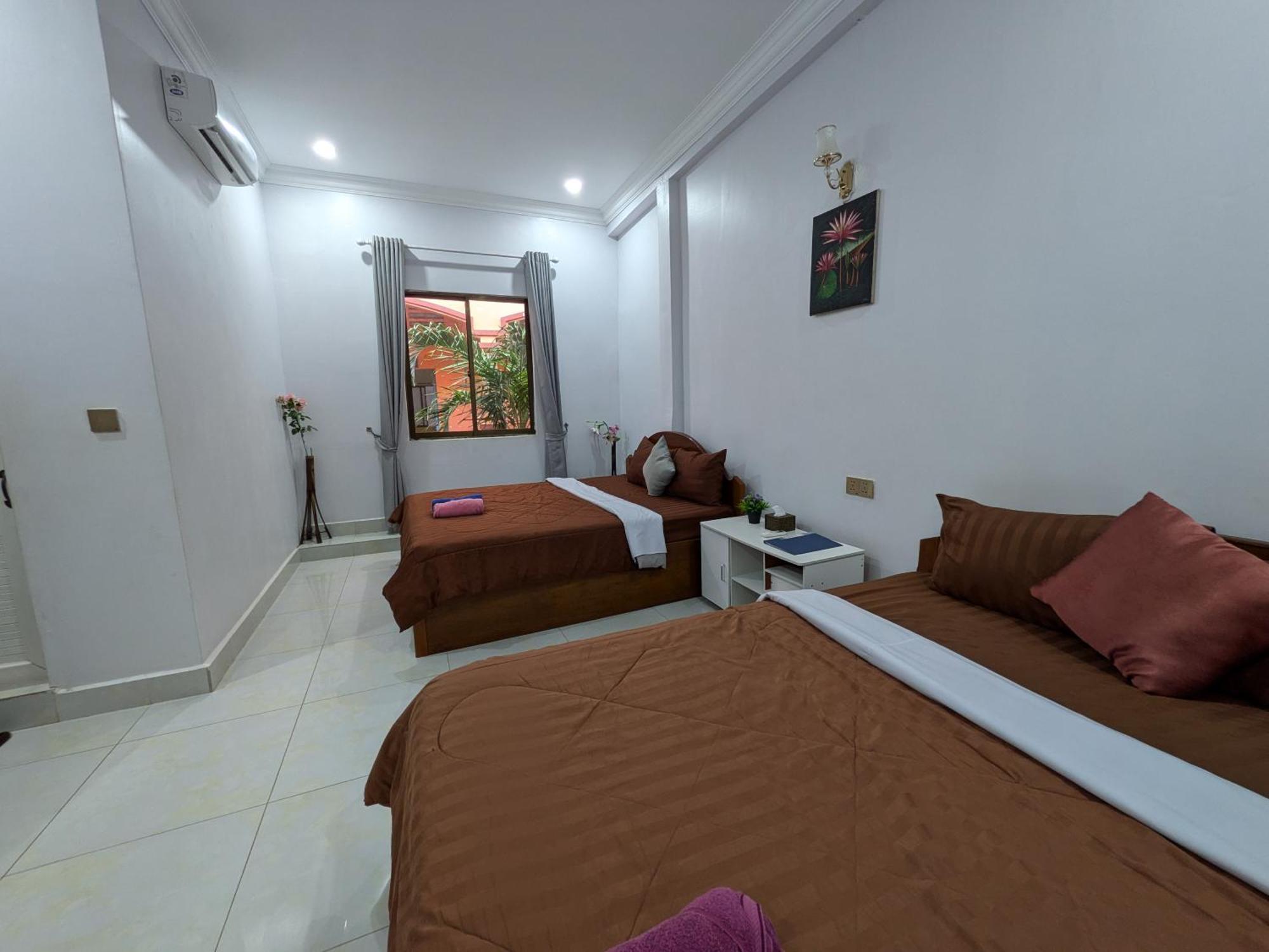 Hotel Orchid 101 Kampot Esterno foto
