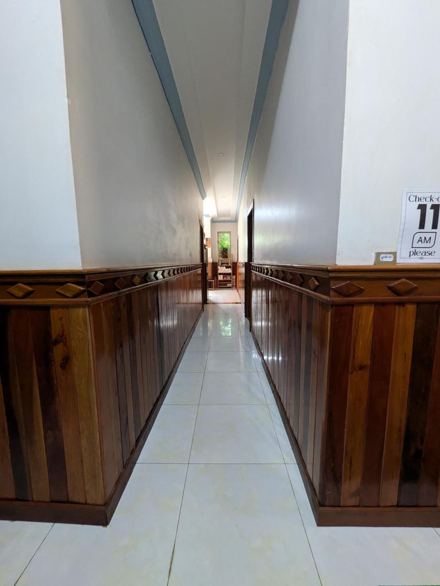 Hotel Orchid 101 Kampot Esterno foto