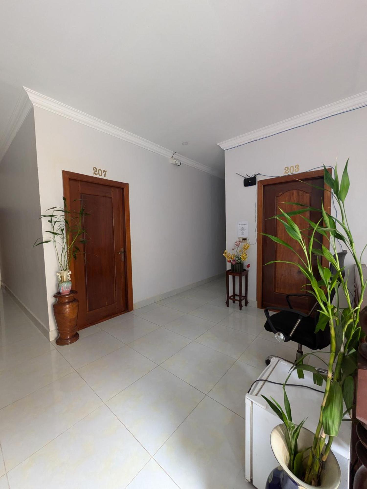 Hotel Orchid 101 Kampot Esterno foto