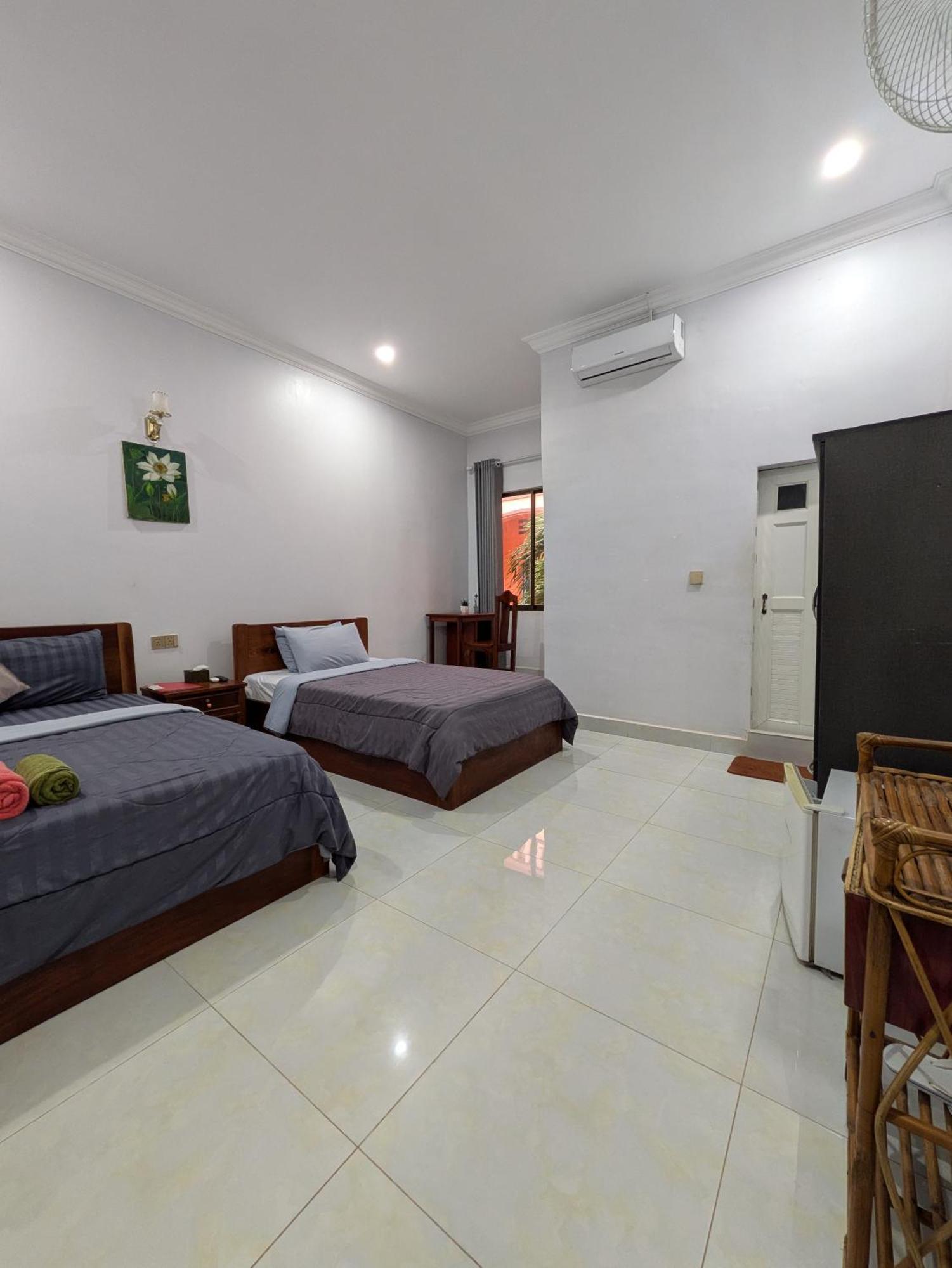 Hotel Orchid 101 Kampot Esterno foto